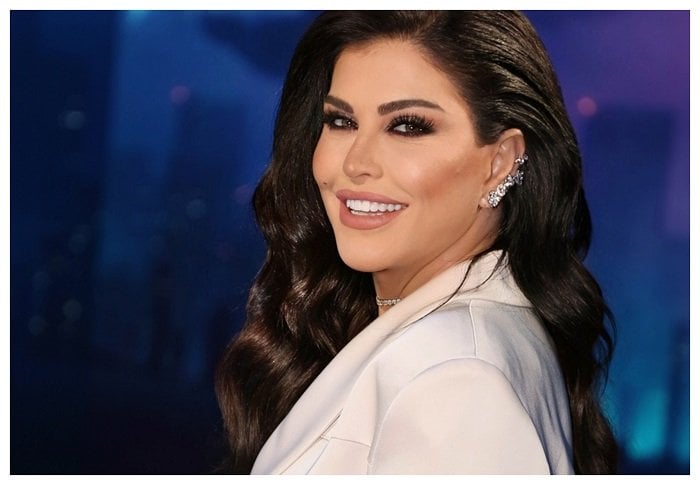 بإطلالة ملكية.. جومانا مراد تخطف الأنظار في حفل «جراند بول»