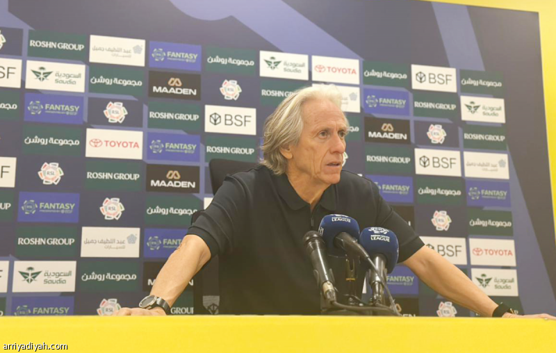 جيسوس يرد على إيمانويل ويؤكد صحة ركلة الجزاء وهدف كومان ملغي