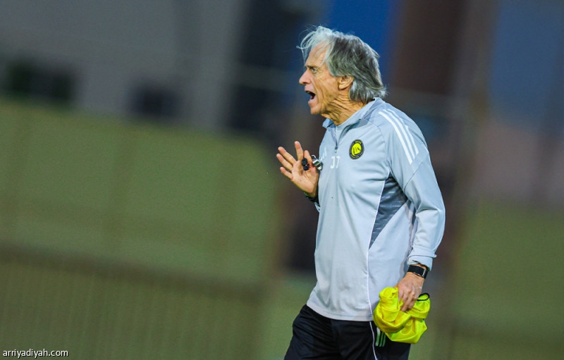 جيسوس يعد النصر لمواجهة قوية ويبحث عن جاهزية اللاعبين الأساسيين