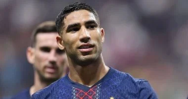 حفل الكاف 2025.. حكيمي يحلم بالجائزة الفردية الثانية خلال 72 ساعة