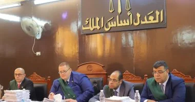 حكم بالسجن المشدد لأربعة متهمين بسرقة متجر بالقوة في قنا.