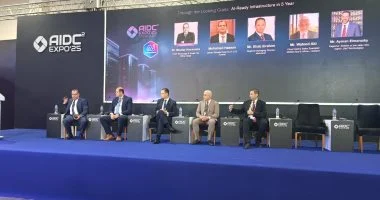 خبراء: استثمارات الحوسبة والاتصال ستحدد قدرة الدول على دخول عصر الذكاء الاصطناعي