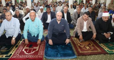 خطيب بني سويف يُحذّر من تأثير وسائل التواصل على الأطفال