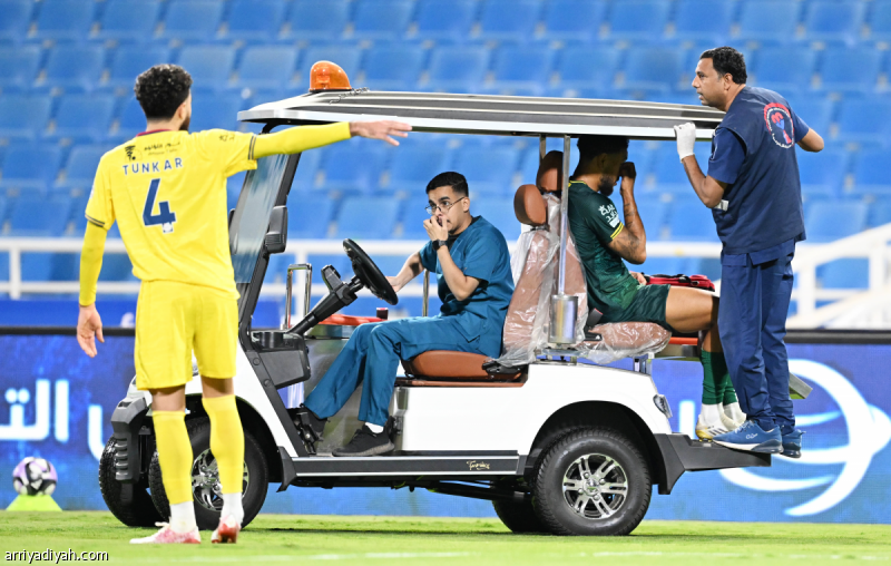 خليج يفحص إصابة كينج يوم السبت ويستعد للخطوات القادمة