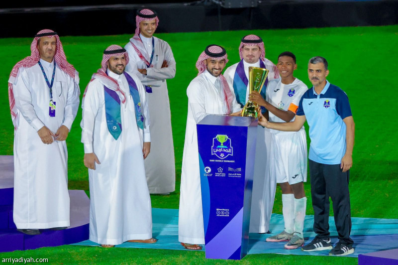 دوري المدارس النسخة السادسة يبدأ تسجيل الفرق الجديدة 2025