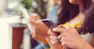 ذكاء الاستخدام.. كيف تتجنب فواتير التجوال الباهظة أثناء السفر؟