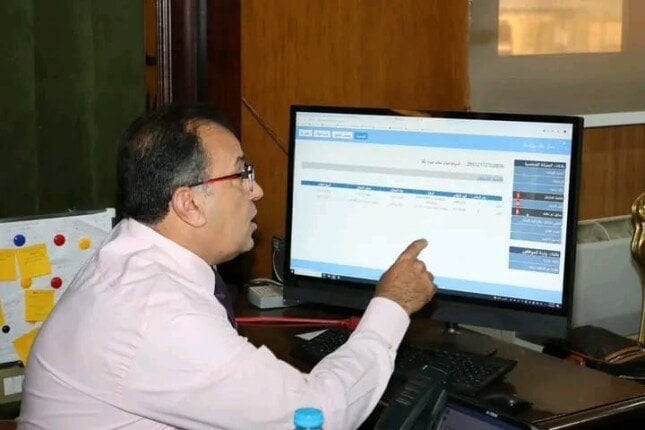 رئيس الجامعة يتابع اللمسات النهائية لتطبيق "صيانة" لتسريع معالجة الأعطال.