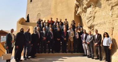 رئيس الطائفة الإنجيلية يثني على دور محافظ أسيوط في تحسين مسار العائلة المقدسة