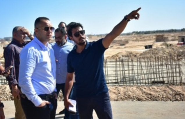 رئيس جهاز مدينة العلمين الجديدة يتابع تنفيذ المشروعات الكبرى