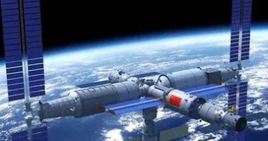 رائد فضاء باكستانى يصبح أول زائر دولى لمحطة تيانجونج الفضائية الصينية