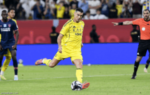 رونالدو يتألق وينتزع النجومية أمام الفيحاء في دوري روشن