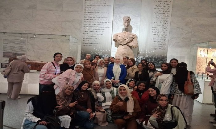 جامعة حلوان التكنولوجية الدولية تنظم زيارة علمية للمتحف القومي للحضارة المصرية