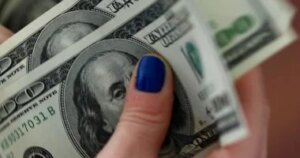 سعر الدولار اليوم الأربعاء 5-11-2025 فى المصرف المتحد 47.30 جنيه للشراء