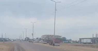 سماء كفر الشيخ ملبدة بالغيوم مع أمطار خفيفة في فيديو