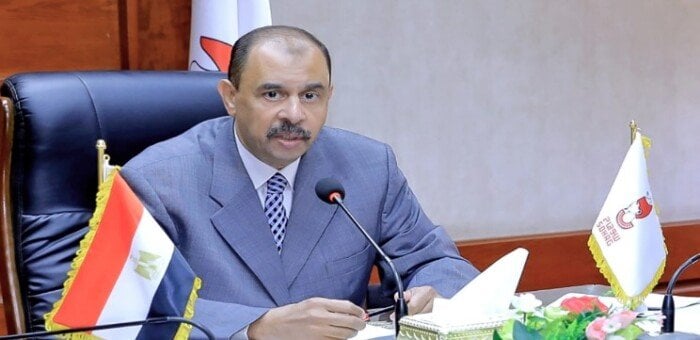 سوهاج تُعلن حالة الطوارئ لمواجهة "السحابة السوداء": المحافظ يشدد على منع حرق "البوص"