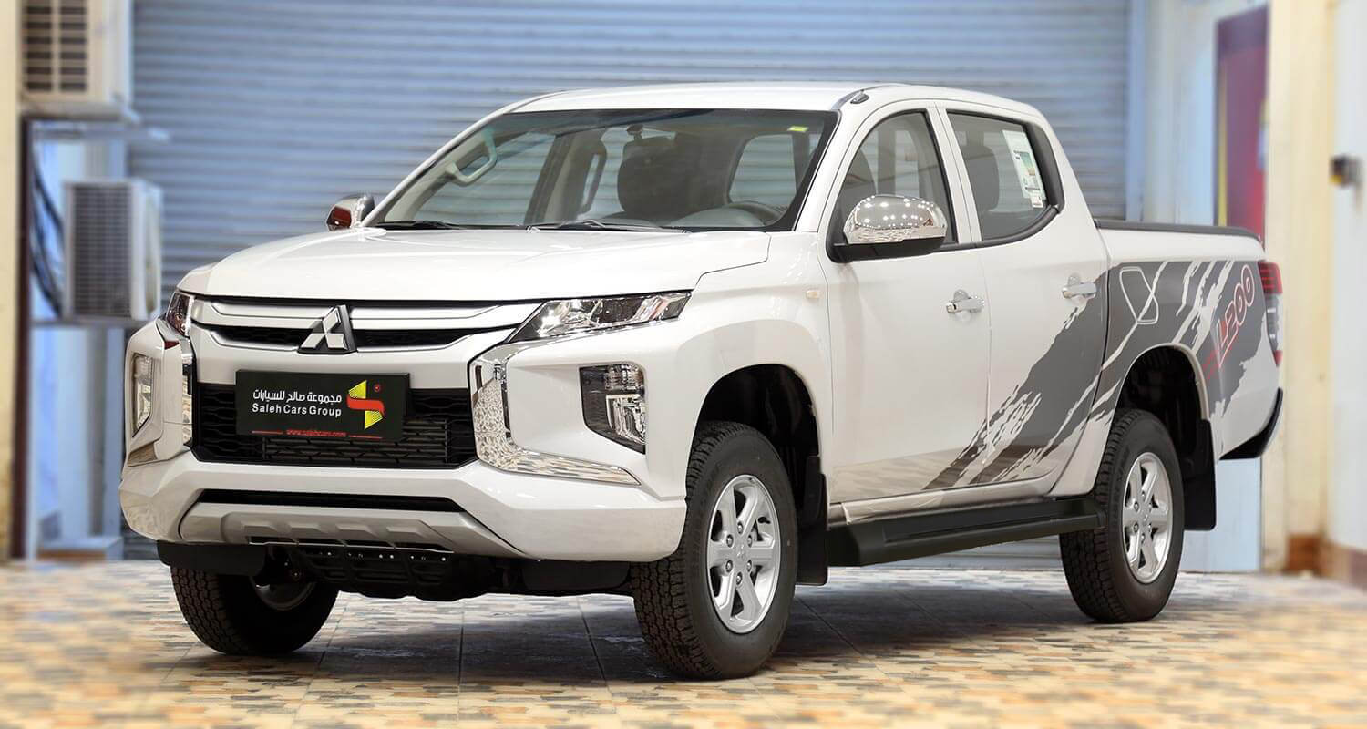 سيارة وانيت ميتسوبيشي