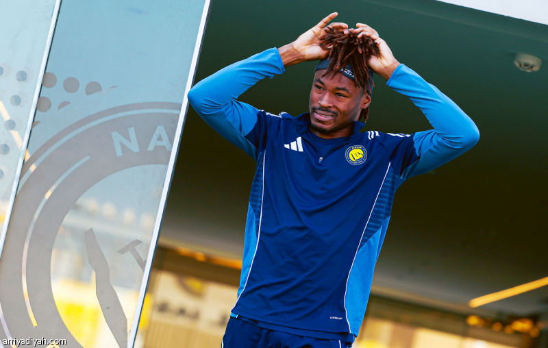 سيماكان يقود النصر في رحلة تبوك استعداداً لمواجهة نيوم المرتقبة