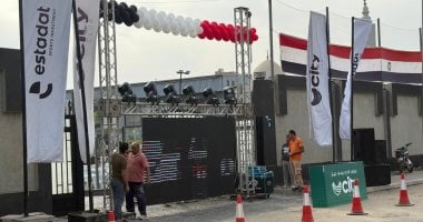 شاشة ضخمة وهدايا خلال احتفال افتتاح المتحف المصري الكبير ببنها