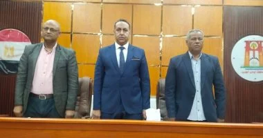 صدرت ست توصيات من مركز بلاط التنفيذي لتعزيز الخدمات بالمركز.