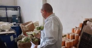 ضبط 2 طن منظفات غير معروفة المصدر وسجائر بلا فواتير في الخانكة