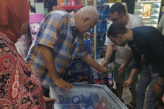 ضبط 8 مخالفات وتعدم 12 كيلو مواد غذائية غير صالحة بالغردقة