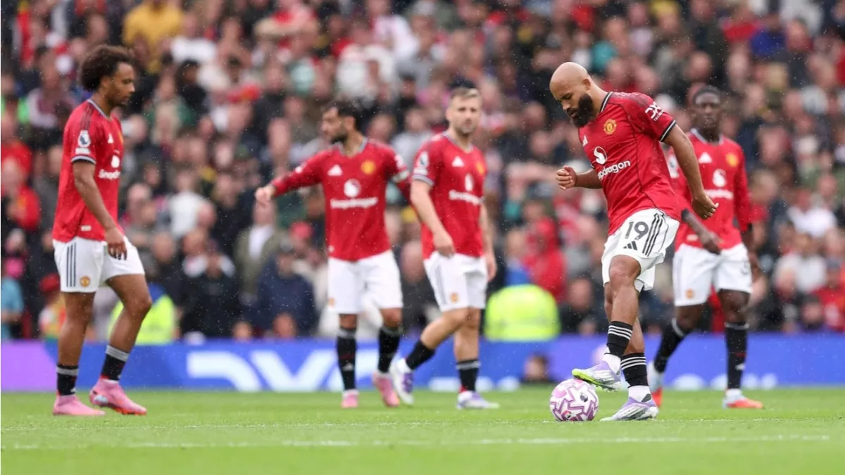 ظهير كريستال بالاس يكشف عن حلمه للعب مع مانشستر يونايتد