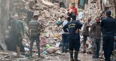 عقار 8 طوابق بالجمرك في الإسكندرية ينهار بقرار إزالة وترميم