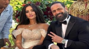 بعد تداول صور حفل الزفاف.. عمرو مهدي يكشف حقيقة زواجه من زينة