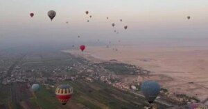عودة البالونات لتحلق في سماء الأقصر مع 1630 سائحًا و60 رحلة.