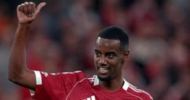 ليفربول ضد الريال.. غياب إيزاك عن تدريبات الريدز قبل قمة أبطال أوروبا