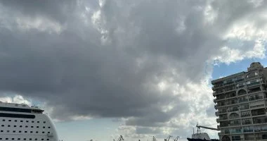 غيوم تغطي الدقهلية أغلب اليوم وأمطار خفيفة ببعض المناطق