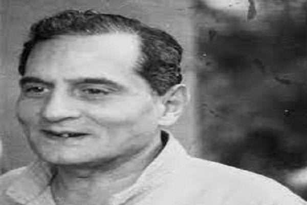 فؤاد حداد.. شاعر العامية الفذ الذي يبقى حاضراً في ذاكرة ذكرى رحيل فؤاد حداد.. شاعر العامية الذي لا يغيب