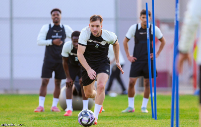 فادا يقترب من العودة والرشيدي يغيب عن مباراة ضمك المقبلة