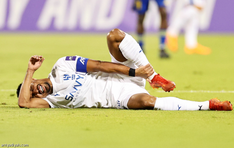 فحص الأشعة يكشف غياب لاجامي عن مباريات الهلال المقبلة