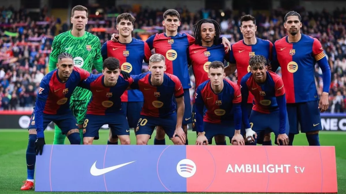 فليك يعلن قائمة برشلونة لمواجهة إلتشي في الدوري الإسباني المقبل