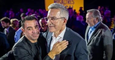 فيكتور فونت يشعل انتخابات برشلونة ويعد بخطف هالاند