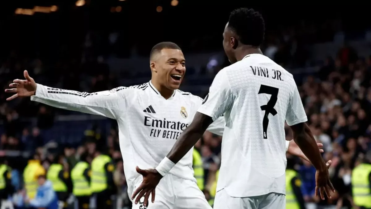 فينيسيوس يرفض هدية مبابي في شوط أول مثير لريال مدريد وفالنسيا