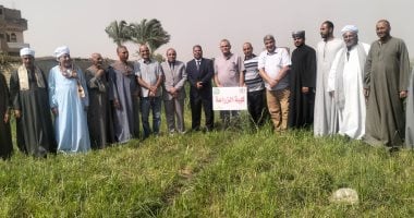 قافلة تنموية من جامعة سوهاج تدعم مزارعي كوم بدار