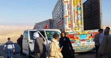 كشف عن أسماء المصابين في حادث الميكروباص والشاحنة بالوادي الجديد