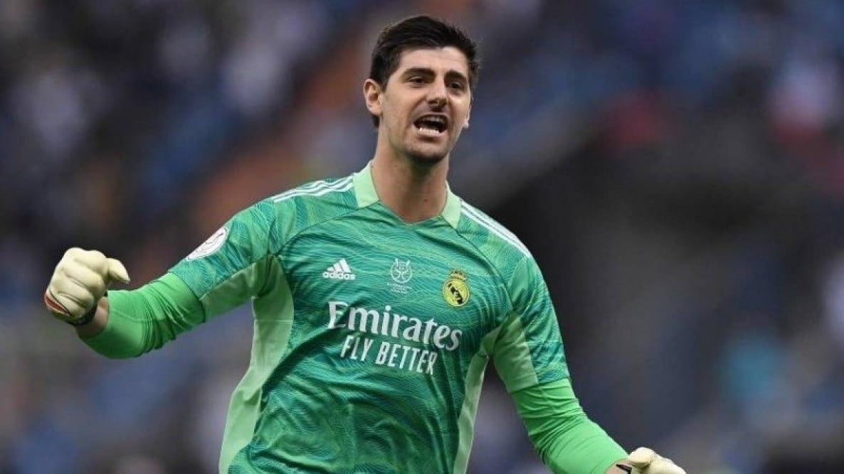 كورتوا يؤكد استعداده للمشاركة أمام إلتشي وبشرى لريال مدريد