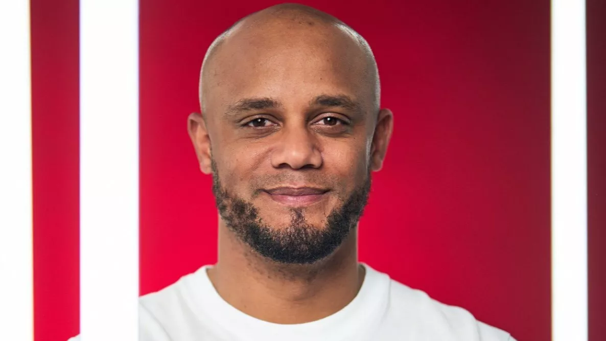 كومباني يتلاعب بباريس منتظرا الفرصة الأخيرة للتفاوض والنجاح