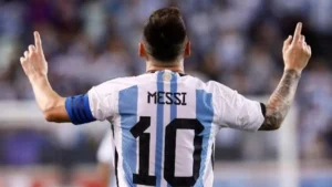 ليونيل ميسي يتجه إلى جالطا سراي في صفقة إعارة مفاجئة!