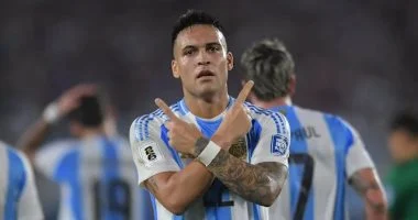 مارتينيز ينفرد بالمركز الرابع فى قائمة الهدافين التاريخيين للأرجنتين