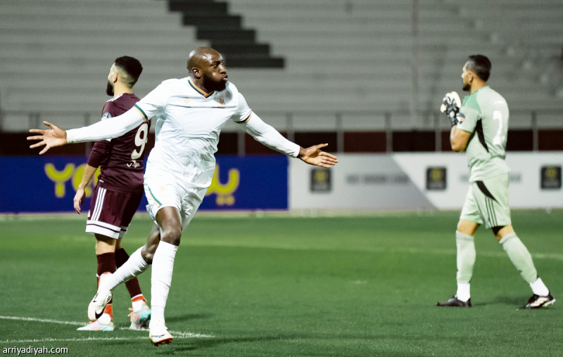 ماريجا يحقق التعادل للدرعية امام الفيصلي في دوري يلو