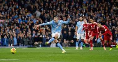 مان سيتي ضد ليفربول.. هالاند يهدر ركلة جزاء للسيتى فى الدقيقة 13