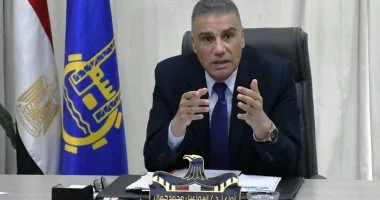 محافظ أسوان يوجه بصرف تعويضات لأسر ضحايا ومصابي حادث الأتوبيس الصحراوي