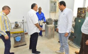 محافظ أسيوط يتفقد مركز «خان الخليلي» للتدريب على الحرف اليدوية بالفتح