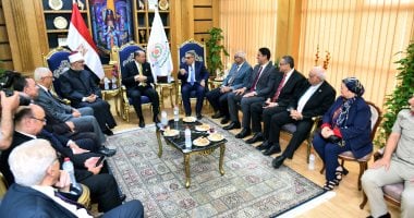 محافظ الدقهلية ورئيس جامعة المنصورة ومفتي الجمهورية يحضرون مؤتمر عيد العلم.