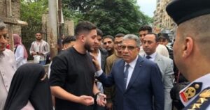 محافظ الدقهلية يتابع انتظام الخدمات بزيارة لمحطات السرفيس في شارع جيهان