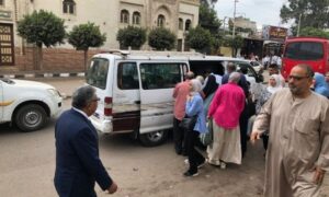 محافظ الدقهلية يتفقد موقف سندوب لمتابعة انتظام العمل والخدمات وحركة سيارات السرفيس